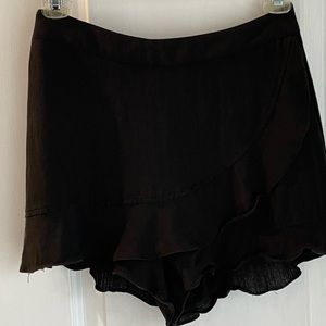 Altar'd State 🖤 Skort